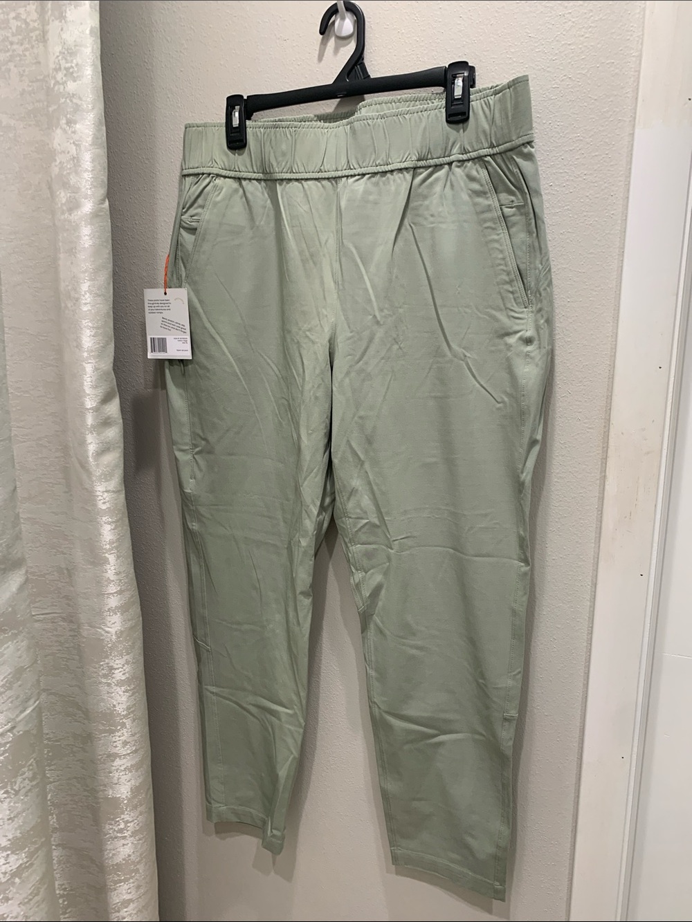 Alder Open Air Pants. Size: XL  NWT
